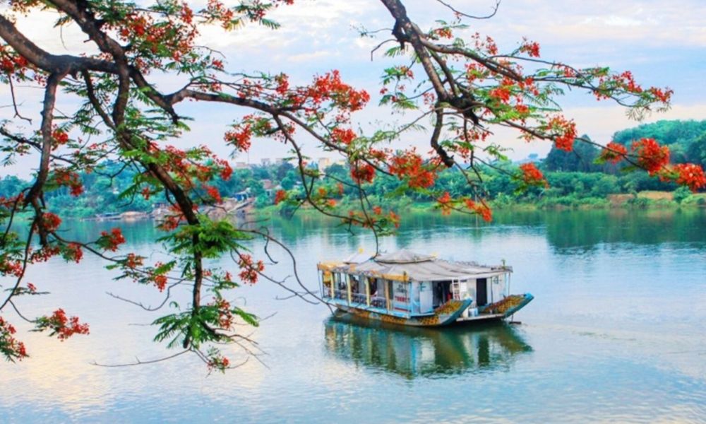 hue-in-november-travel-guide